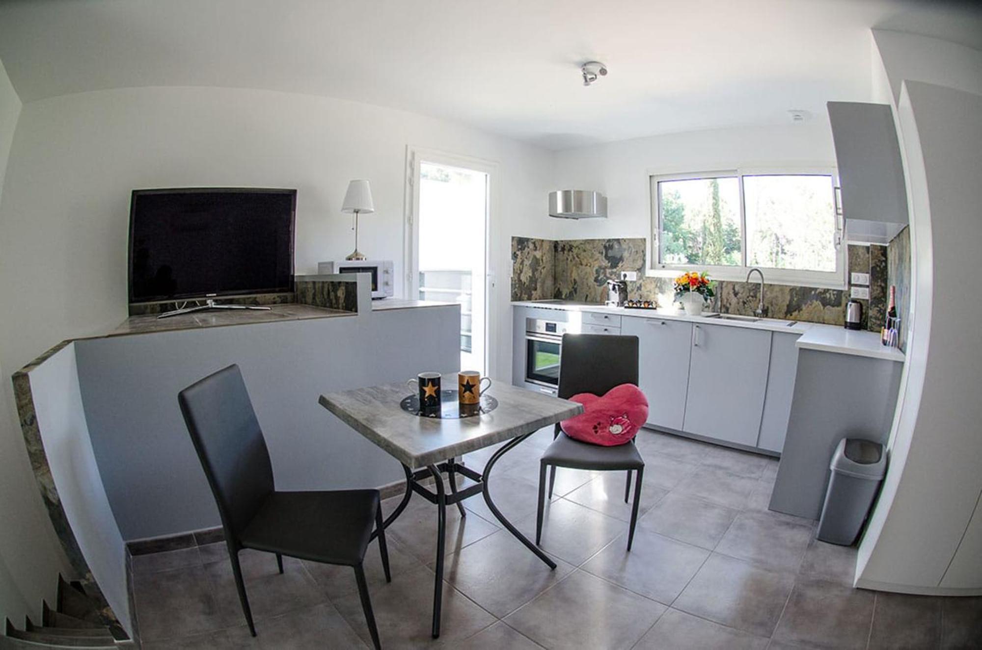 ラシオタEtoiles De Provence Duo Romanticアパートメント 部屋 写真